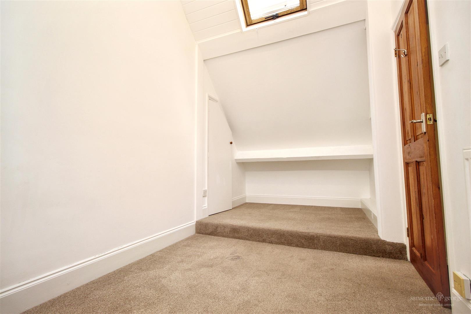 Long Lane, Tilehurst, Reading